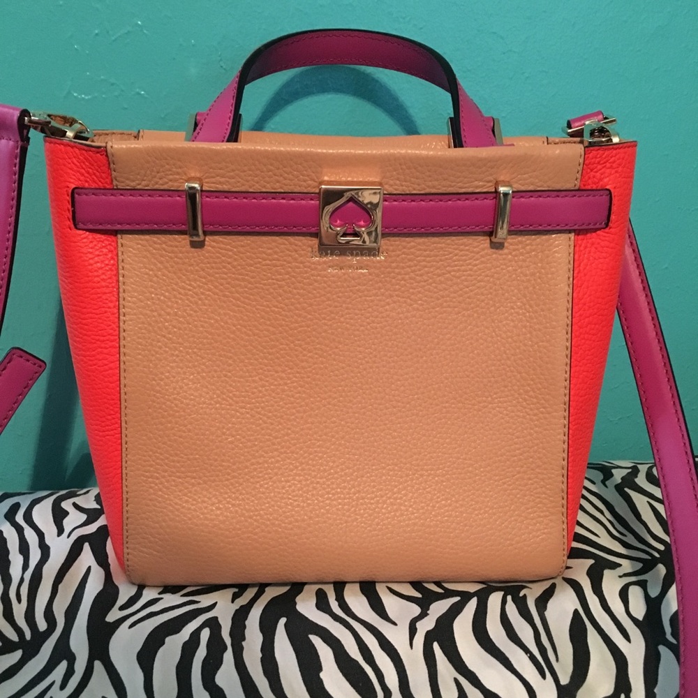 Kate Spade ♠️ Houston Street Leo Crossbody Tote